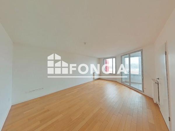 Location Appartement 4 pièces 97.7 m² - 54 BIS B RUE DENIS PAPIN Pantin 93500
