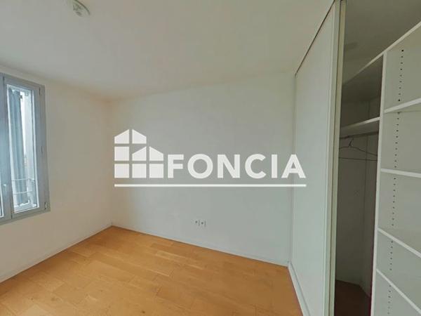 Location Appartement 4 pièces 97.7 m² - 54 BIS B RUE DENIS PAPIN Pantin 93500