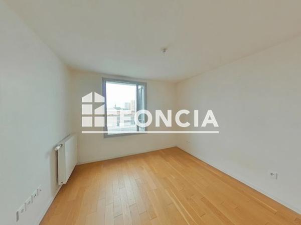 Location Appartement 4 pièces 97.7 m² - 54 BIS B RUE DENIS PAPIN Pantin 93500