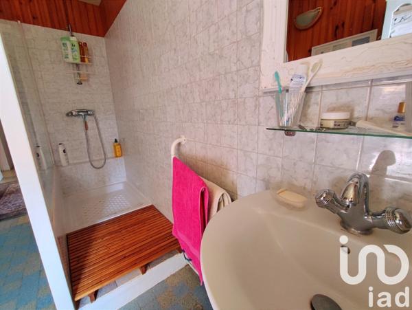 Maison rustique 4 pièces de 89 m² à Dampierre-sous-Bouhy (58310)