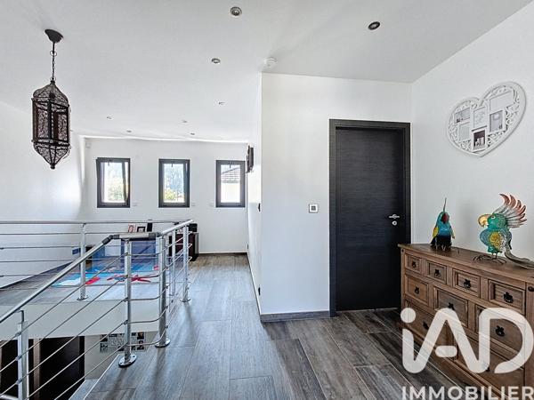 Maison à vendre 6 pièces 160 m² Cluses