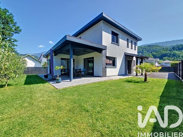 Maison à vendre 6 pièces 160 m² Cluses