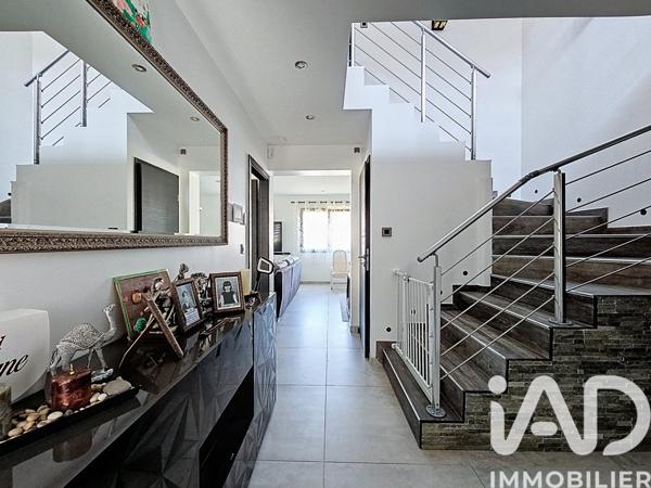 Maison à vendre 6 pièces 160 m² Cluses