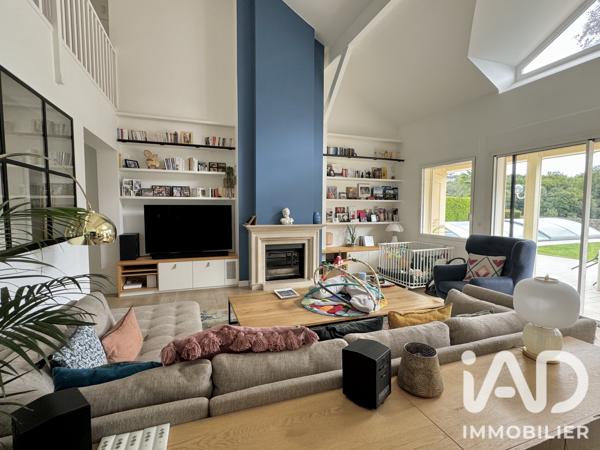 Maison à vendre 10 pièces 260 m² Étiolles