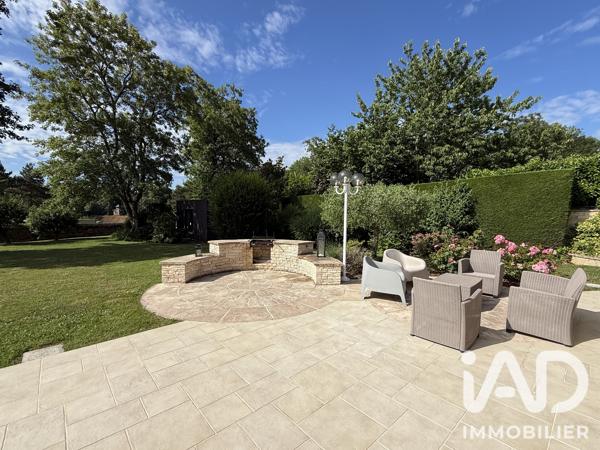 Maison à vendre 10 pièces 260 m² Étiolles