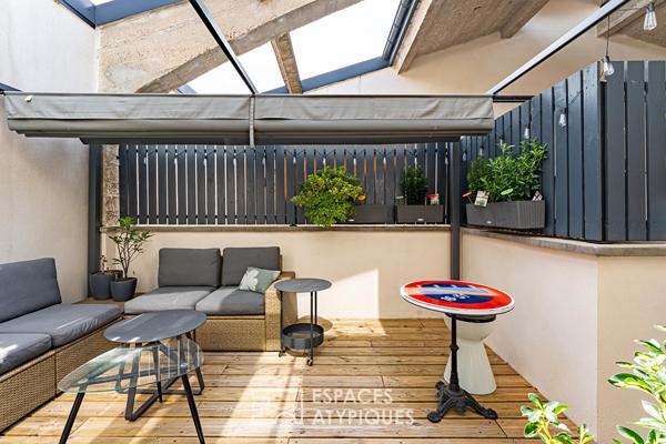Loft en triplex avec terrasse et courette