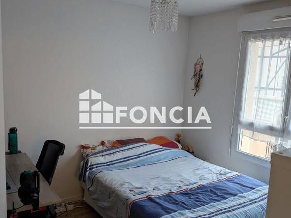 Location Appartement 2 pièces 35.48 m² - 17-21 RUE VERNEMOUZE Clermont-ferrand 63000