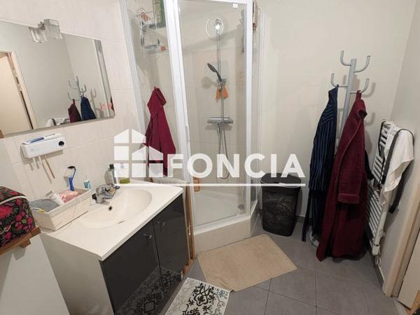 Location Appartement 2 pièces 35.48 m² - 17-21 RUE VERNEMOUZE Clermont-ferrand 63000