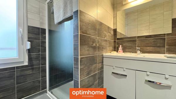 🏢 Immeuble de rapport à vendre – 367 m² – Local commercial + 3 appartements loués – Saulxures-sur-Moselotte (Vosges)