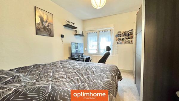 🏢 Immeuble de rapport à vendre – 367 m² – Local commercial + 3 appartements loués – Saulxures-sur-Moselotte (Vosges)