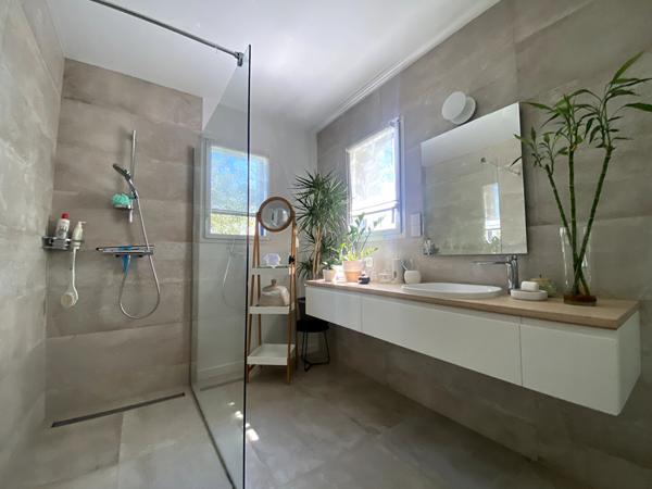 Contemporaine de plain-pied, prestations haut de gamme, Saint-Gildas-de-Rhuys