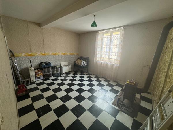 Maison (de rapport) à vendre 5 pièces STENAY (55)