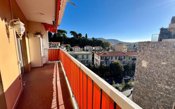 Appartement à vendre    3 pièces • 73,40 m2 Nice