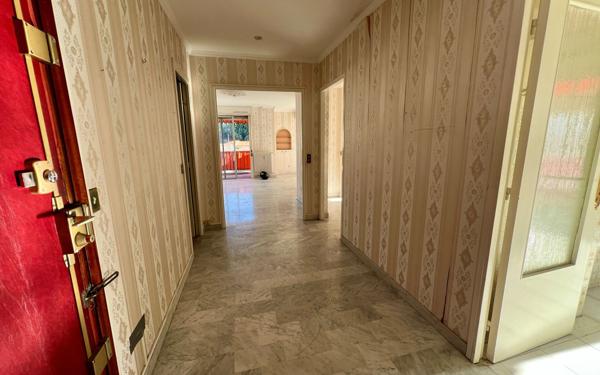 Appartement à vendre    3 pièces • 73,40 m2 Nice