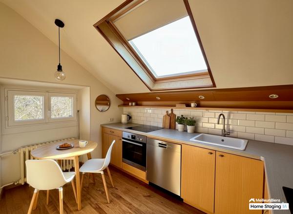 Appartement T3 mansardé 50,45 m² avec cave et parking à Sens