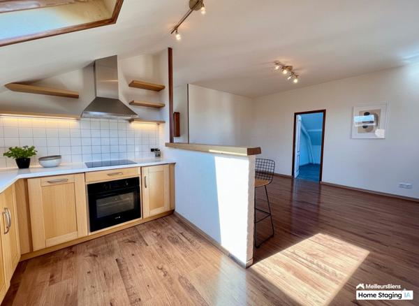 Appartement T3 mansardé 50,45 m² avec cave et parking à Sens