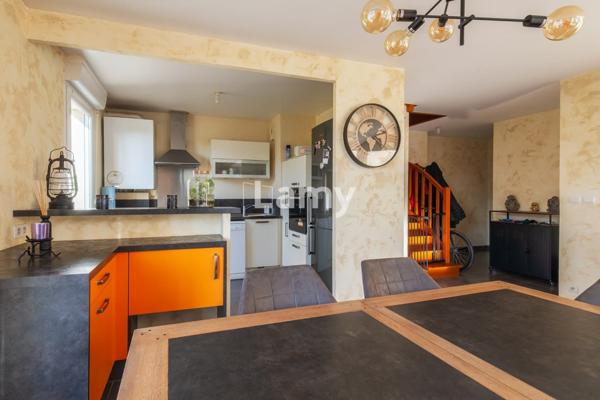 Les hauts de st aubin - t5 avec terrasse - double parking