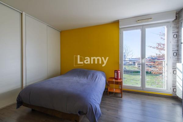 Les hauts de st aubin - t5 avec terrasse - double parking