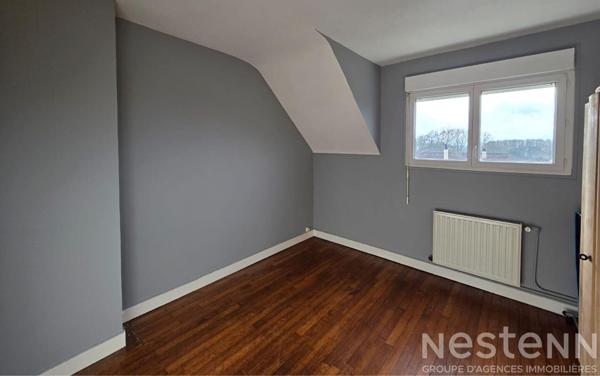 Maison avec jardin et véranda au Mans ? 2 à 3 chambres, garage et proche des commodités
