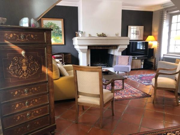 Maison de caractère à MAULE (78580)