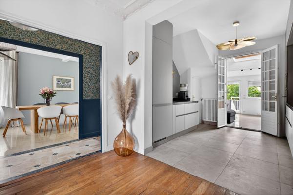 Maison à Carrières Sur Seine secteur Fermettes / 160 m2 carr 1 050 000 € **  - Référence  970