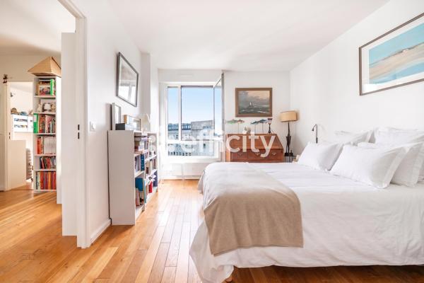 Appartement
         3 pièces
        - 77 m² Exclusivité 745 000 € *
