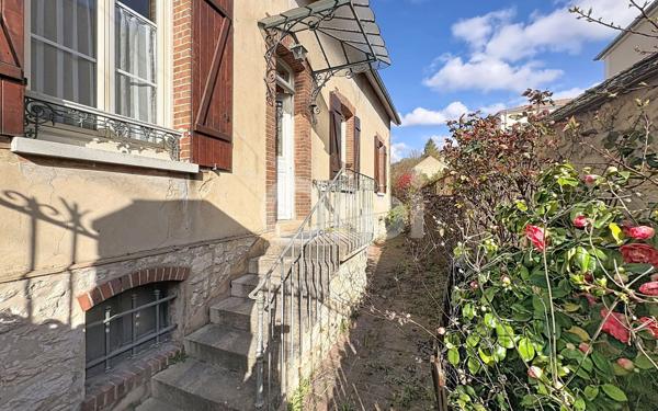 Maison à vendre    4 pièces •  Provins