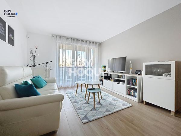 Appartement en parfait état: 2 pièce(s) 48.74 m2 - 6 min à pieds gare Ermont-Eaubonne- avec cave et parking en sous-sol
