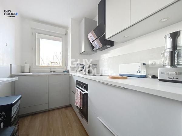 Appartement en parfait état: 2 pièce(s) 48.74 m2 - 6 min à pieds gare Ermont-Eaubonne- avec cave et parking en sous-sol