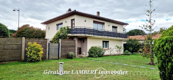 Immeuble de 140 m²