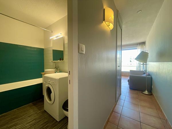 BORDEAUX ? T1 AVEC TERRASSE PLEIN CIEL ? DERNIER ÉTAGE