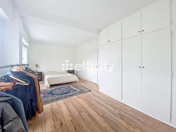 Maison 10 pièces - 220 m² Bien prestige