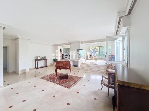 Maison 10 pièces - 220 m² Bien prestige