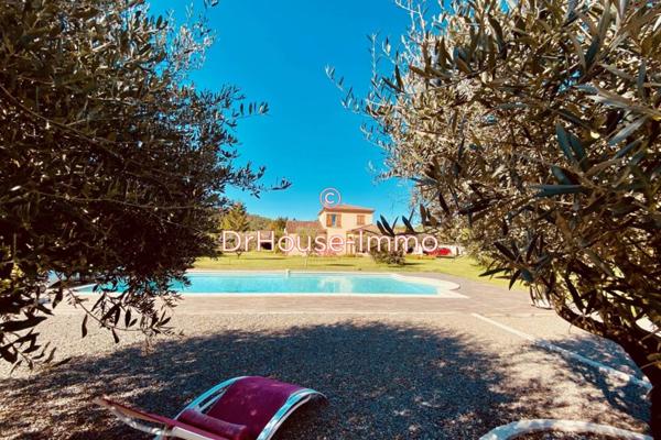 Maison à vendre 6 pièces de 171 m²