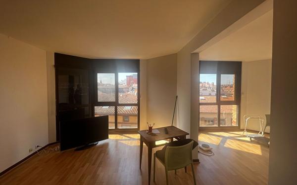Appartement à vendre    2 pièces • 52 m2 Toulouse