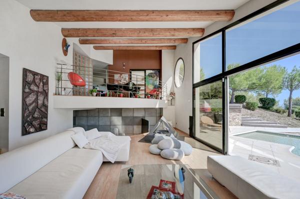 Vente Maison de luxe Villeneuve-lès-Avignon 6 Pièces 180 m²