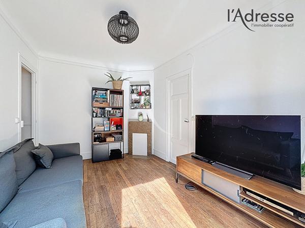 PUTEAUX / Wallace 2 pièces de 35 m² avec cabanon