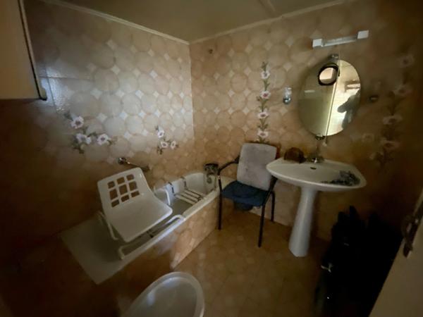 Maison à rénover de 4 pièces avec grand terrain et garage indépendant à SAINT SEVER (40)