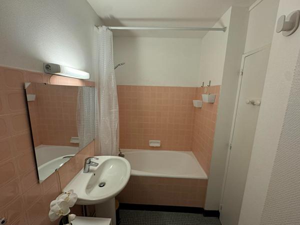 Location appartement Paris 17 - 1 pièce(s) - 19 m² - 980 €/mois