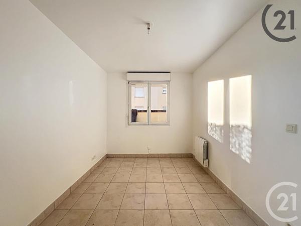 Appartement F2 à vendre  2 pièces - 43 m2 MONTEREAU FAULT YONNE - 77