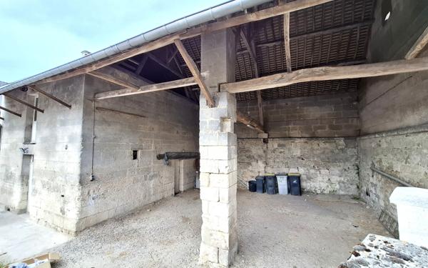 Maison à vendre    6 pièces •  Cuise-la-Motte