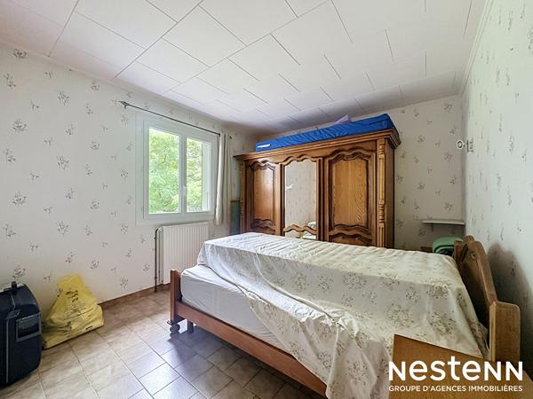 A vendre Maison Mirande 141 m2 avec terrain arboré et cloturé et garage et piscine