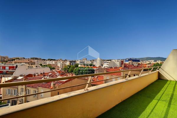 A vendre appartement type 3 de 79m2 avec terrasse de 20m2  à Marseille 13004