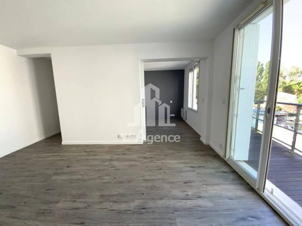 A LOUER APPARTEMENT 3 PIECES A SAINT PALAIS SUR MER