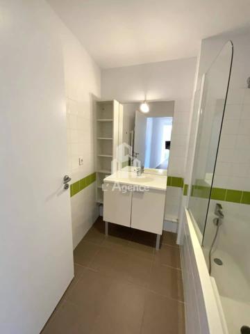 A LOUER APPARTEMENT 3 PIECES A SAINT PALAIS SUR MER