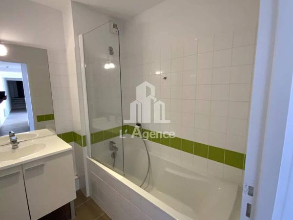 A LOUER APPARTEMENT 3 PIECES A SAINT PALAIS SUR MER
