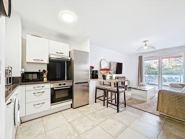 Vente Marseille 13013 Chateau Gombert appartement loué avec garage