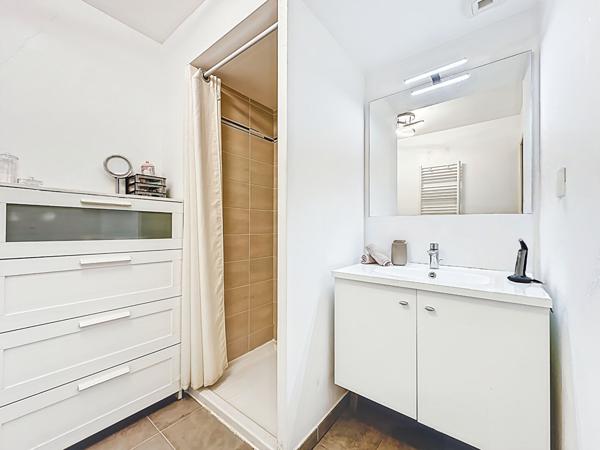 Vente Marseille 13013 Chateau Gombert appartement loué avec garage