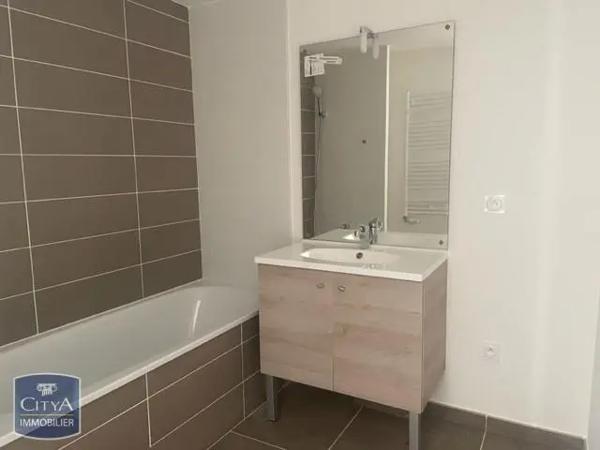 Appartement à louer 3 pièces 63.5m²