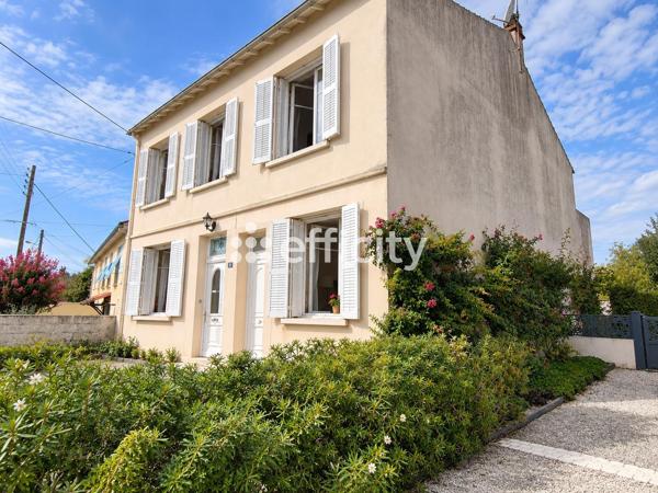 Maison
         9 pièces
        - 173 m² Exclusivité 139 000 € *